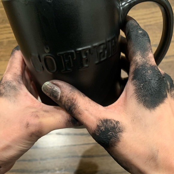 LIVE notification - let’s posh when I go live. - Picture 5 of 11